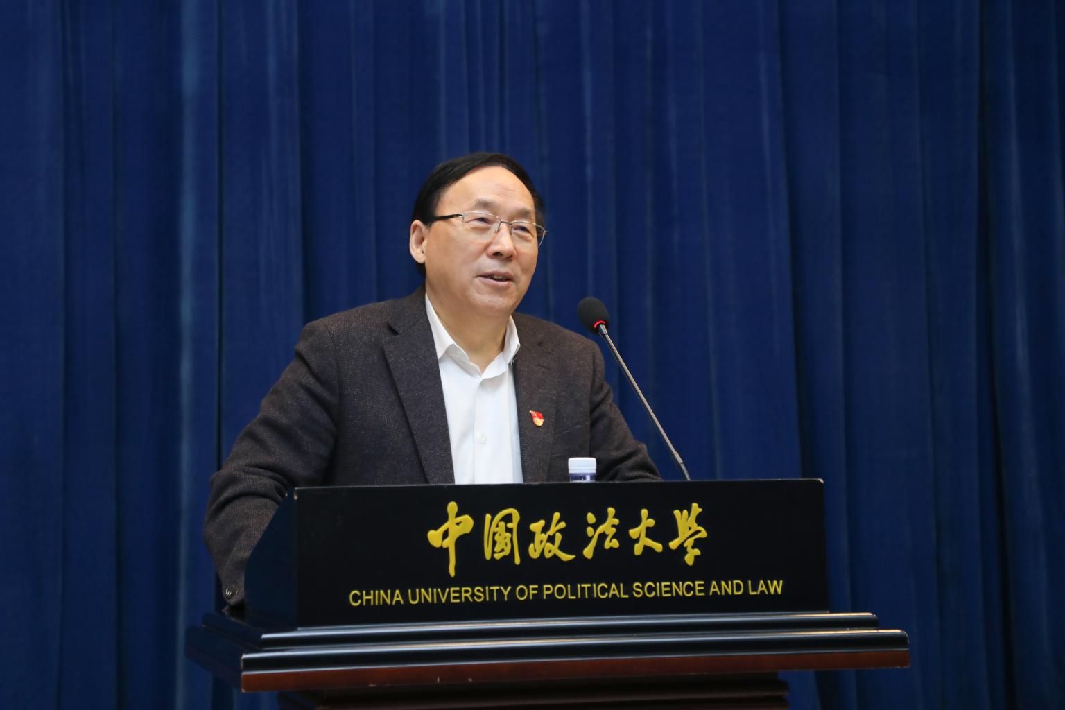 皇冠体育